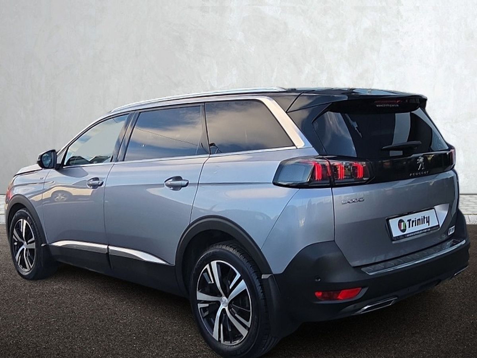 2024 Peugeot 5008 - image 18