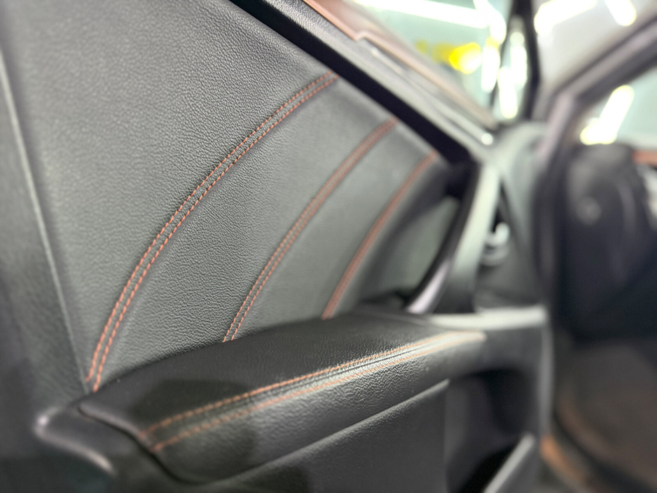 2015 Toyota Avensis - image 18