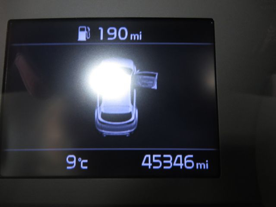 2020 Kia Sportage - image 12