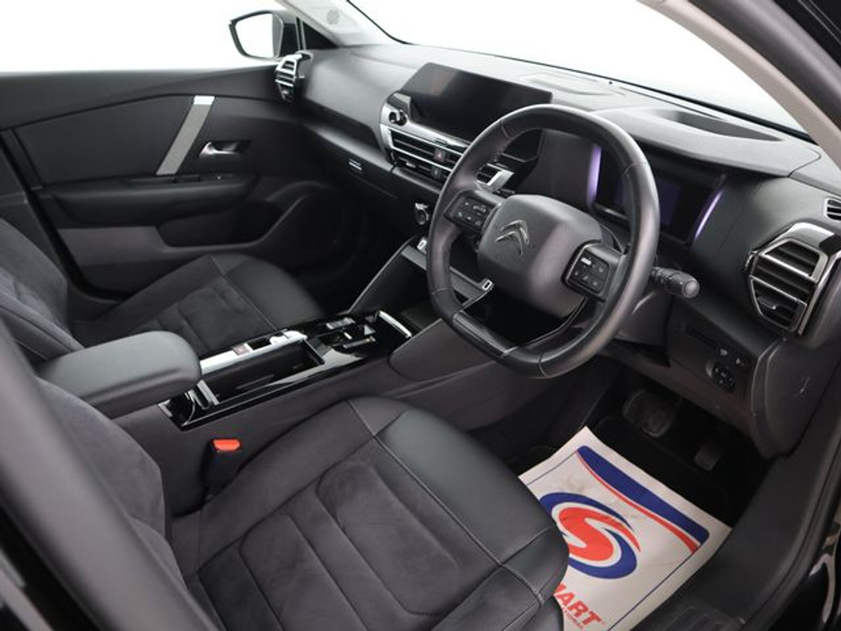 2023 Citroen C4 - image 11