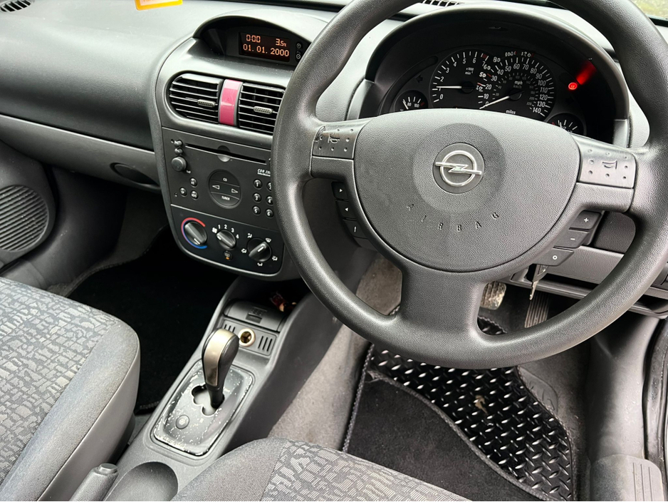 2002 Opel Corsa - image 14