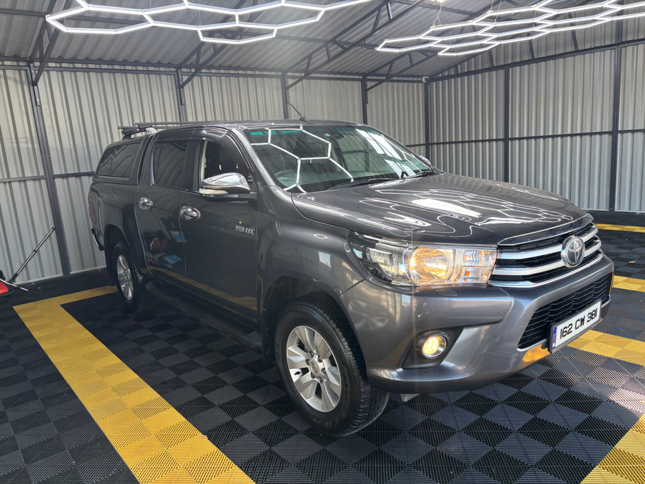 2016 Toyota Hilux - image 14