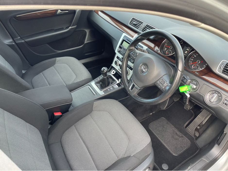 2014 Volkswagen Passat 1.6 TDI COMFORTLINE BMT SALOON €6,950