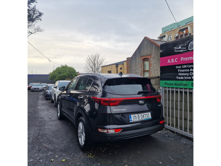 2017 Kia Sportage - image 6