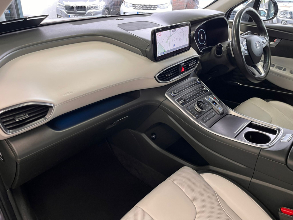 2021 Hyundai Santa Fe - image 14