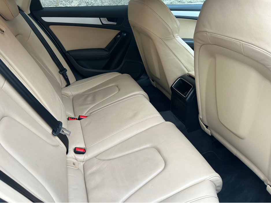 2015 Audi A4 2.0 TDI 150 SE MULTI AUTO 4DR SALOON**//**FULL CREAM LEATHER INTERIOR**//**SAT NAV**//**CRUISE CONTROL**//**PARKING SENSORS**//**METALLIC GREY**//**TRADE IN WELCOME**//**WARRANTY!!!!!! €12,995
