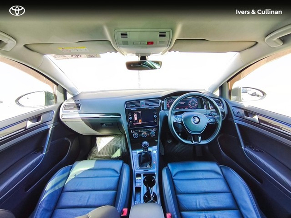 2020 Volkswagen Golf - image 7