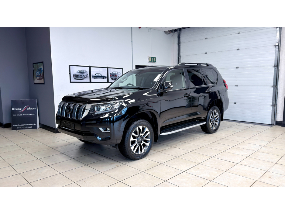 2023 Toyota Landcruiser - image 8