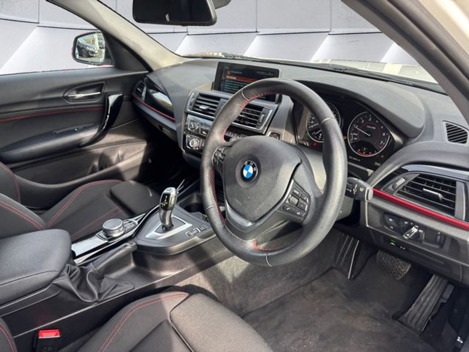 2017 BMW 1 Series - image 9