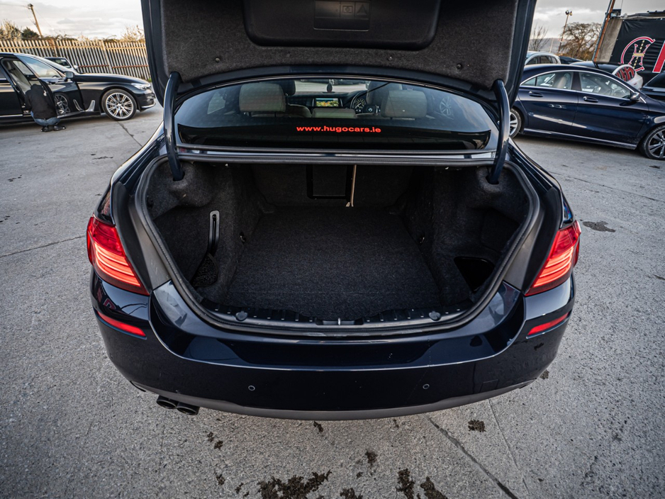 2015 BMW 5 Series - image 37
