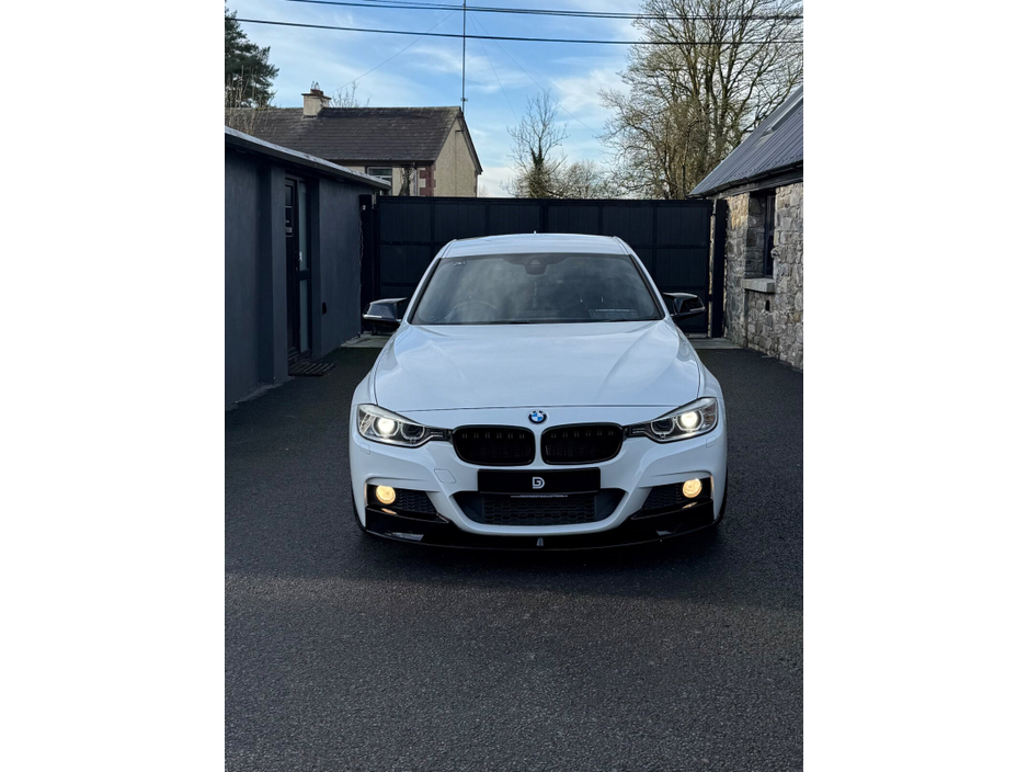 2014 BMW 3 Series  €14,995