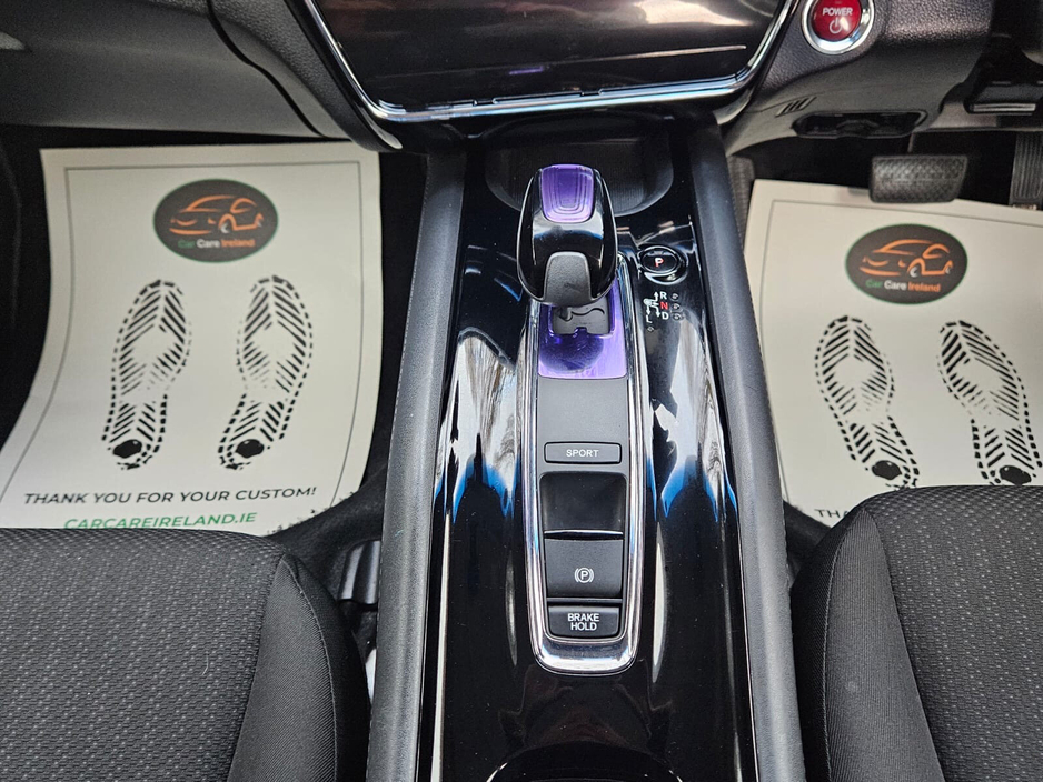 2015 Honda Vezel - image 29