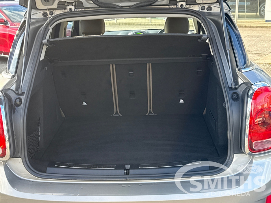 2020 MINI Countryman COOPER EXCLUSIVE 1.5 135PS €20,950