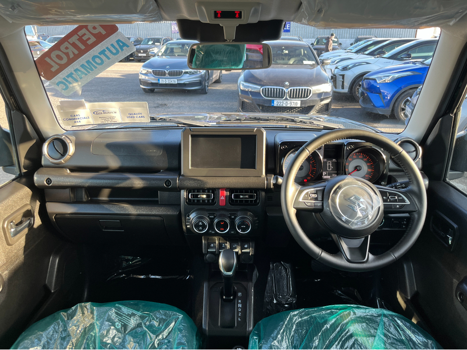 2025 Suzuki Jimny - image 13