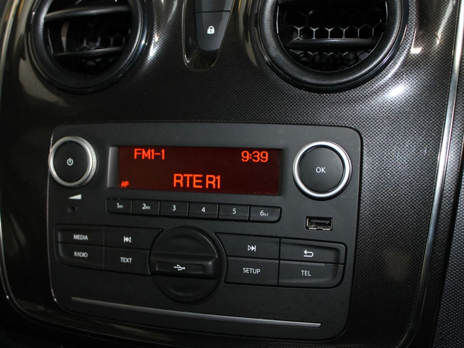 2017 Dacia Sandero SCE Alternative 75 PH2 4DR €7,499