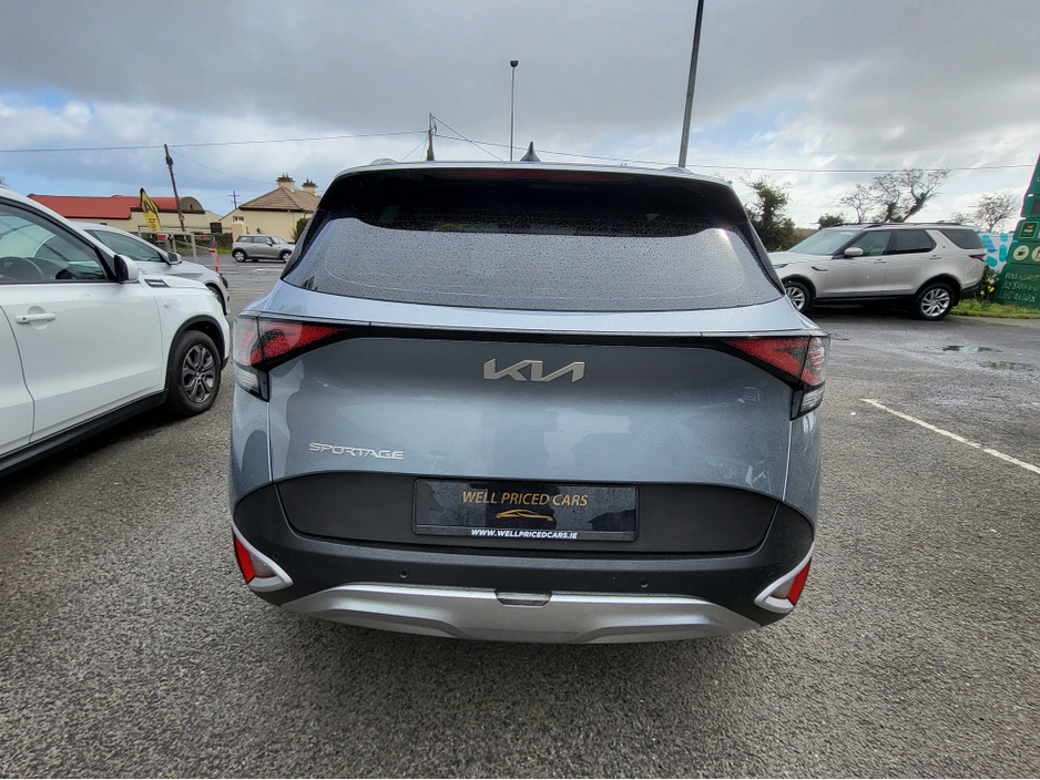 2023 Kia Sportage - image 13