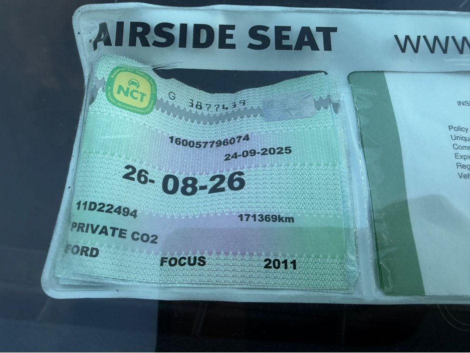 2011 Ford Focus - image 18