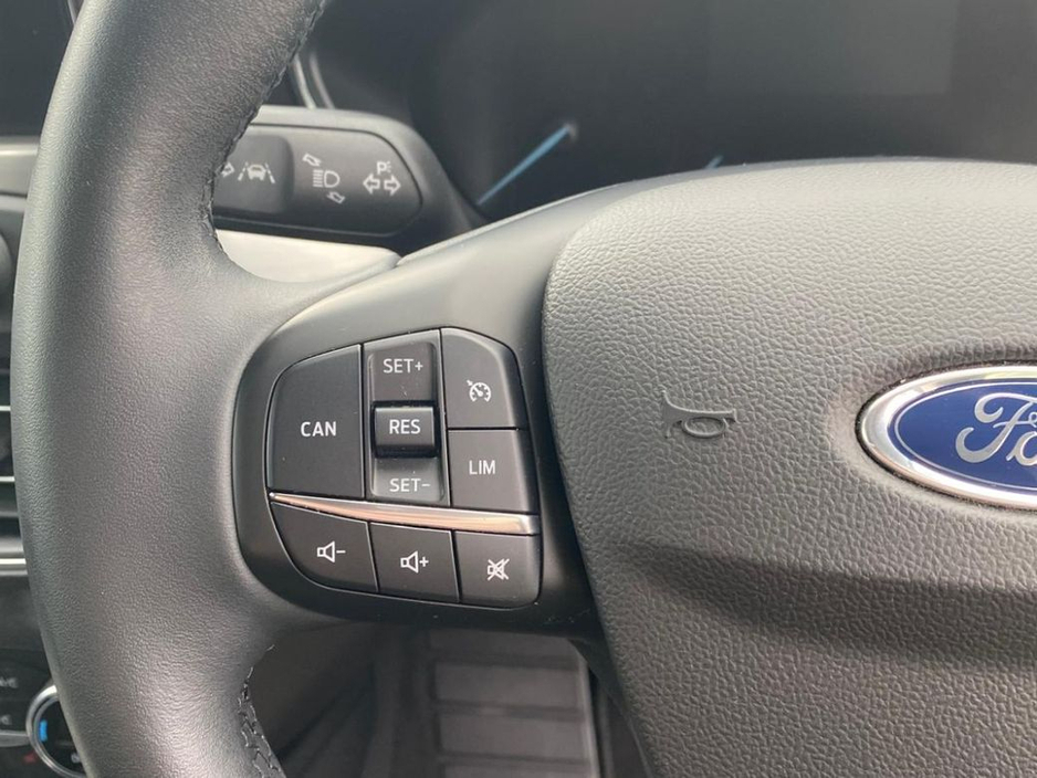 2021 Ford Focus - image 20