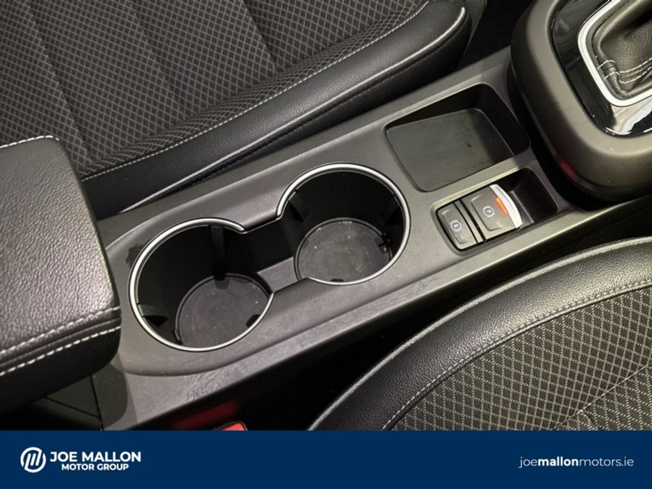 2023 Renault Arkana - image 20