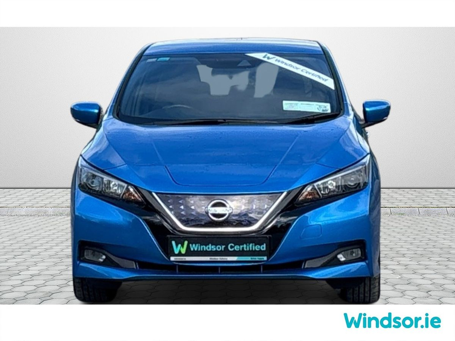 2022 Nissan Leaf - image 9