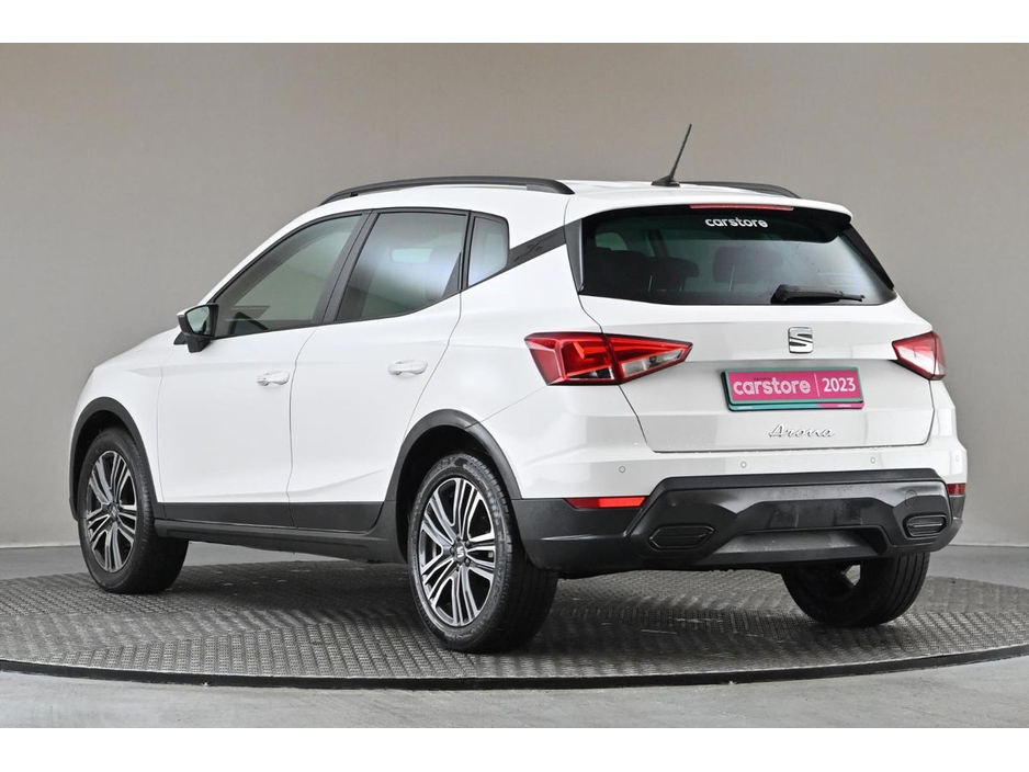 2023 SEAT Arona - image 7