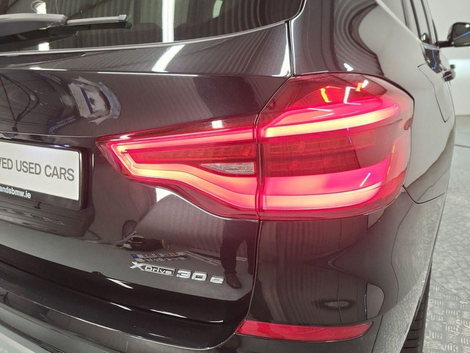 2021 BMW X3 - image 20