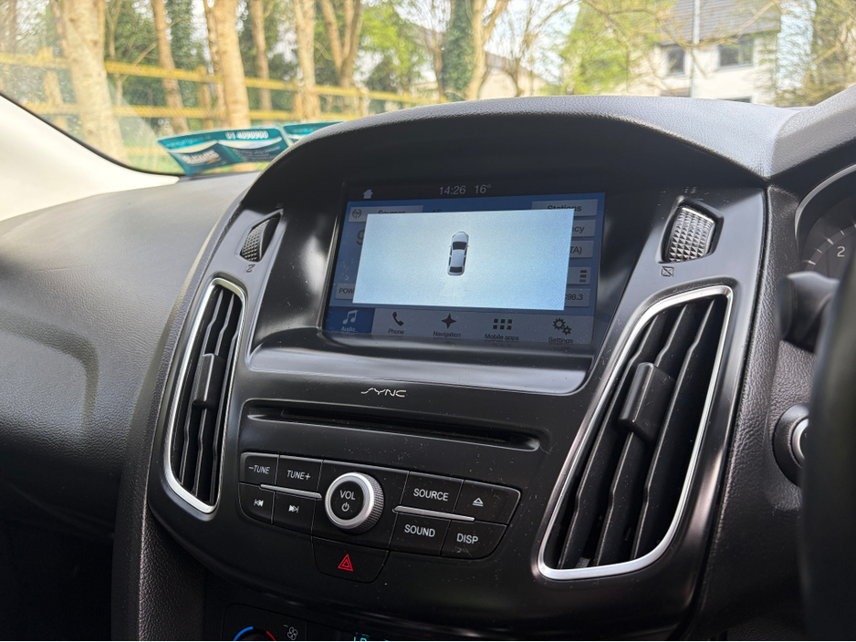 2018 Ford Focus - image 14