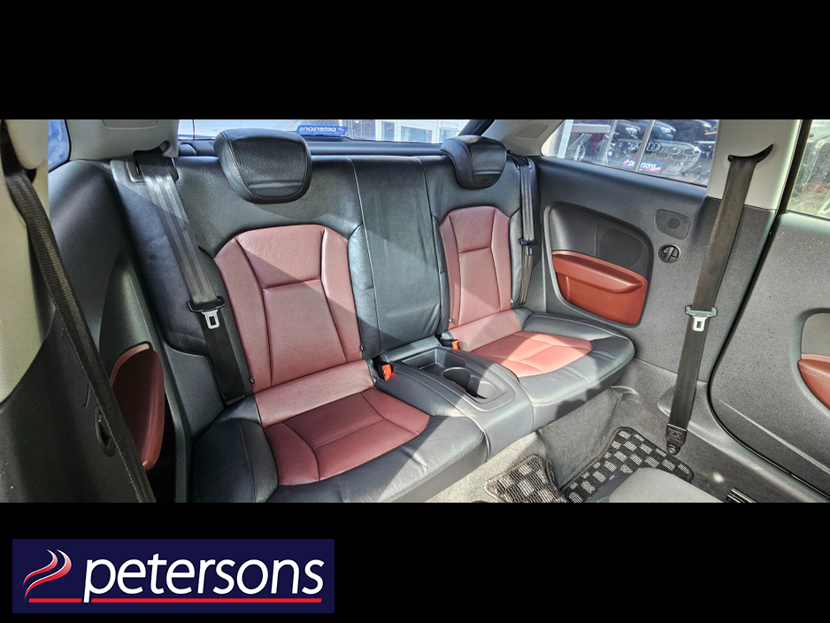 2012 Audi A1 - image 13