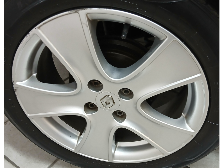 2016 Renault Clio 1.2  DYNAMIQUE NAV : LOW MILEAGE : FINANCE ARRANGED : €9,950