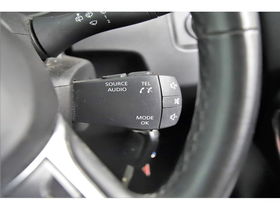 2019 Dacia Duster - image 24