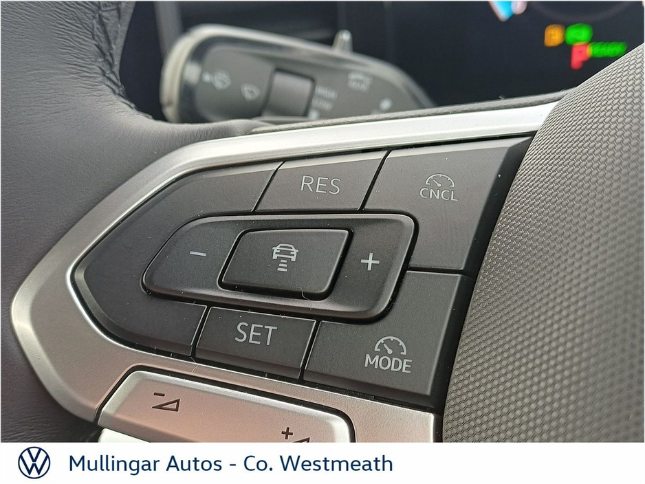 2026 Volkswagen T-Roc - image 21