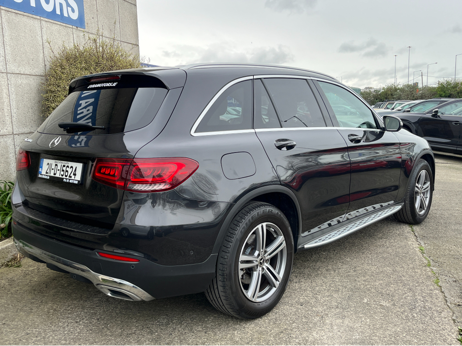 2021 Mercedes-Benz GLC Class - image 4