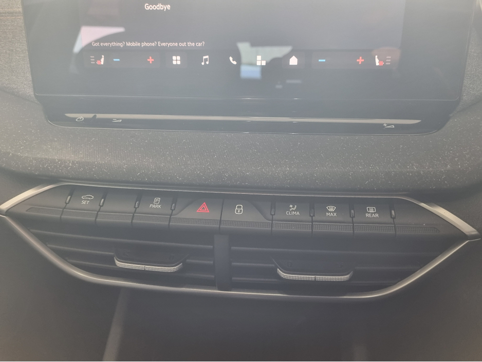 2024 Skoda Octavia - image 29