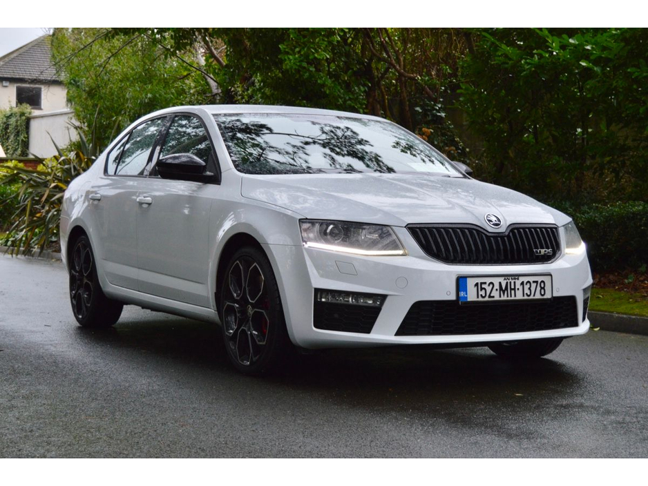 2015 Skoda Octavia RS 2.0TSI 230HP