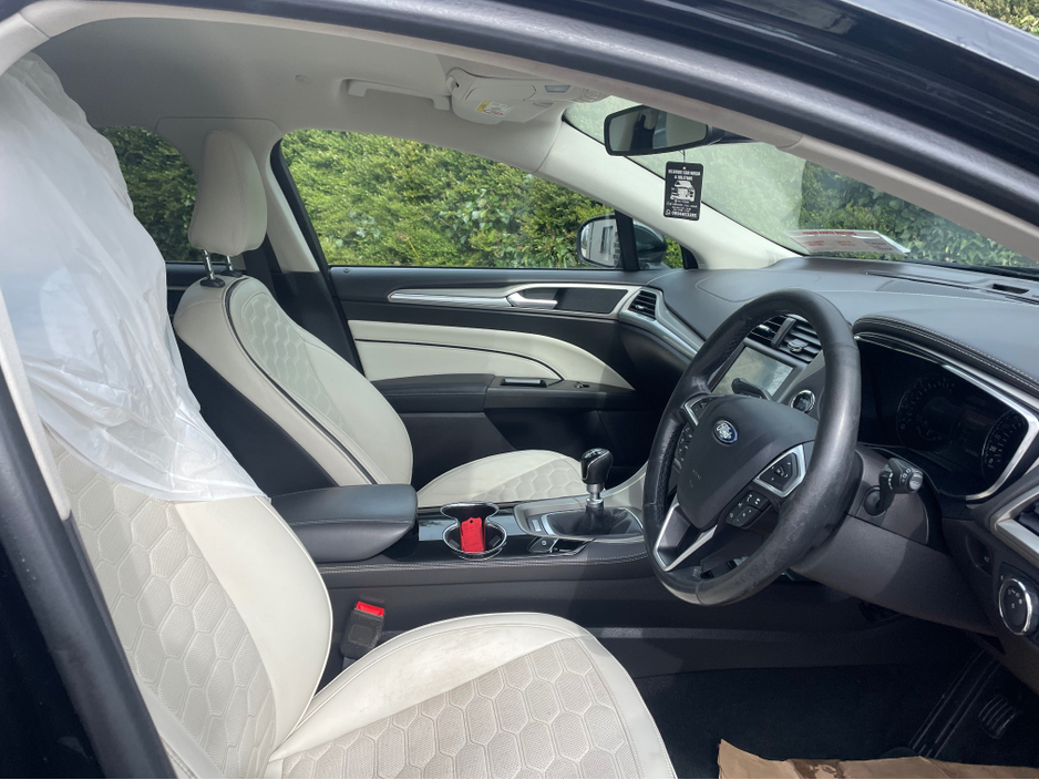 2018 Ford Mondeo - image 6