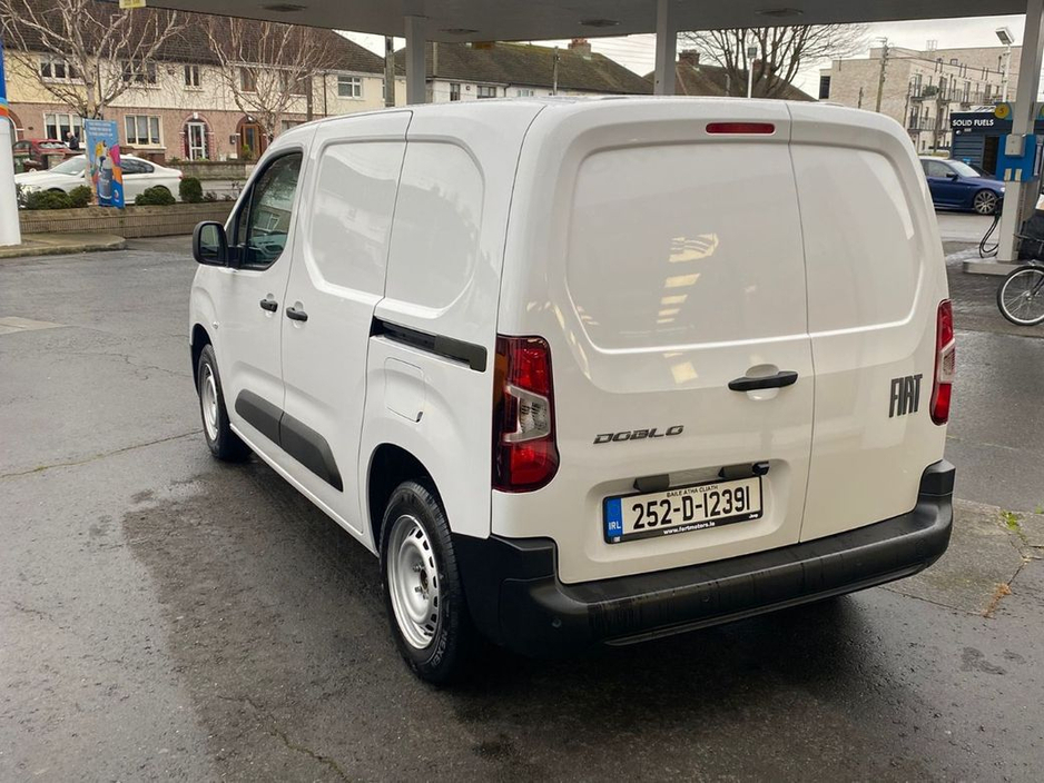 2025 Fiat Doblo SWB 1.5 100HP 650KG 4DR €21,450
