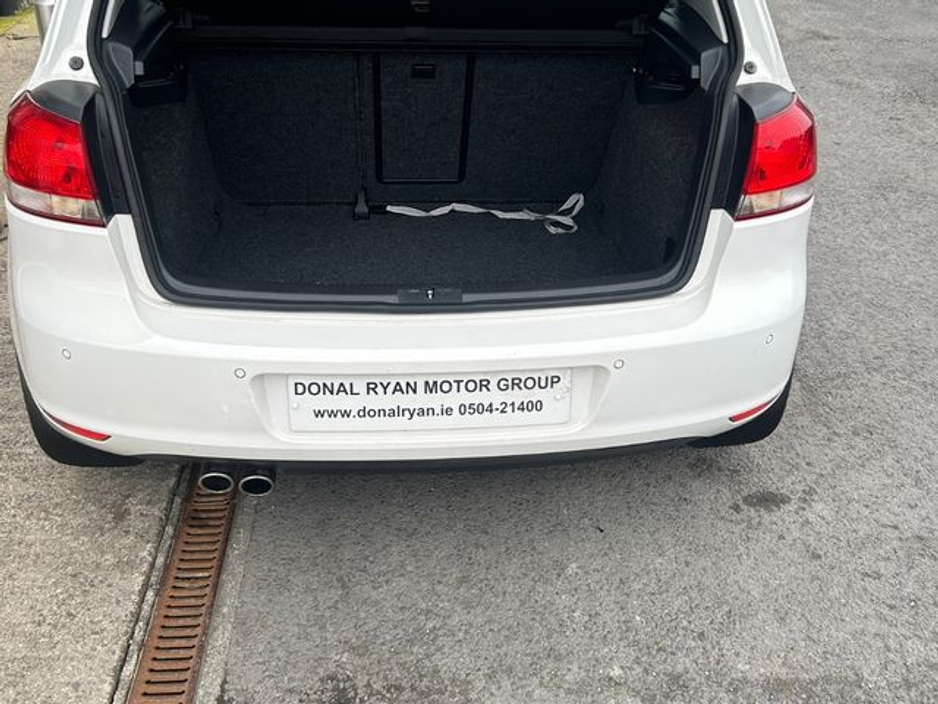 2013 Volkswagen Golf - image 10