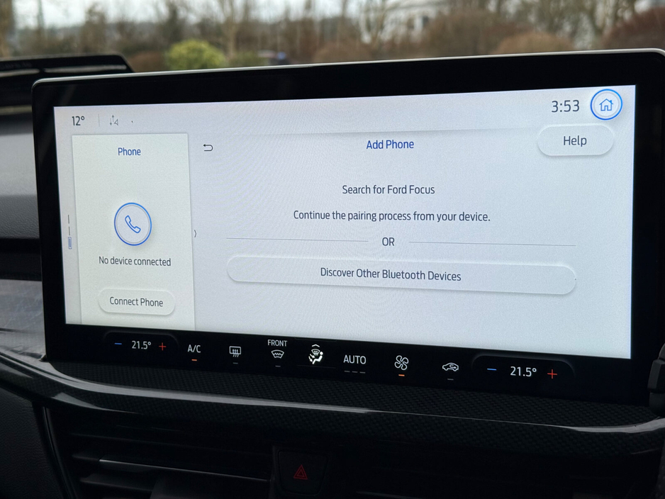 2022 Ford Focus - image 15