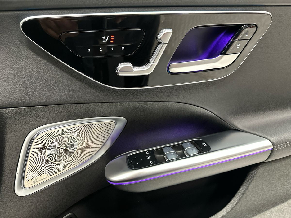 2024 Mercedes-Benz C Class - image 15