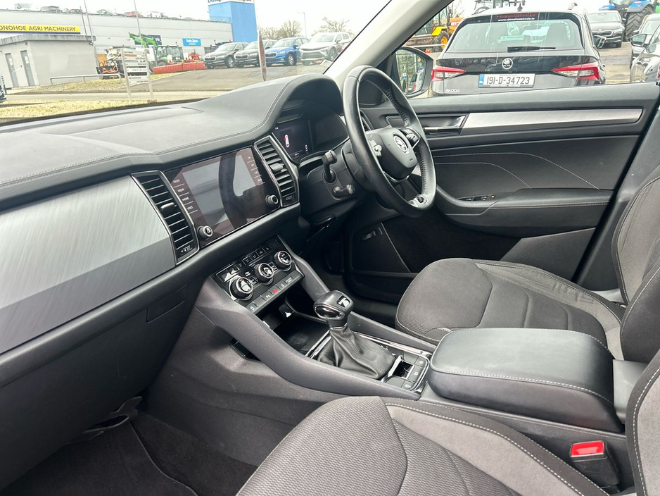 2022 Skoda Kodiaq - image 2