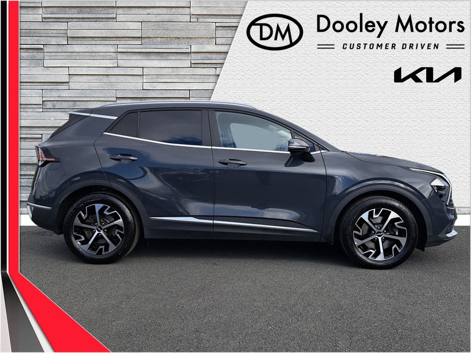 2025 Kia Sportage - image 8