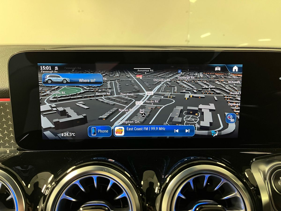 2025 Mercedes-Benz GLB - image 18