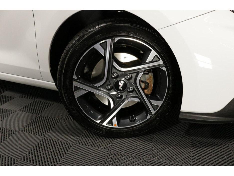 2024 Hyundai i30 - image 5