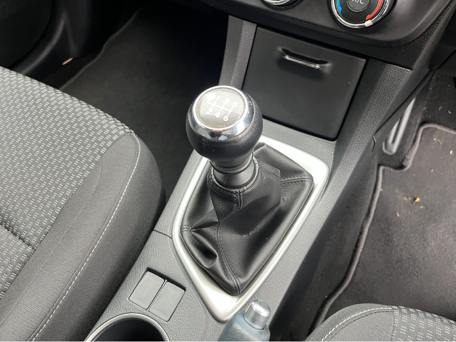 2016 Toyota Corolla D-4D LUNA 1.4 DIESEL //SAT NAV//REVERSE CAMERA// €13,950