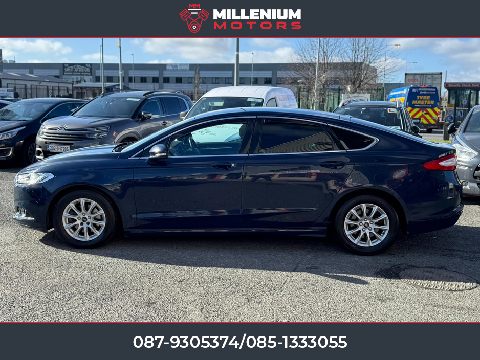 2016 Ford Mondeo - image 5