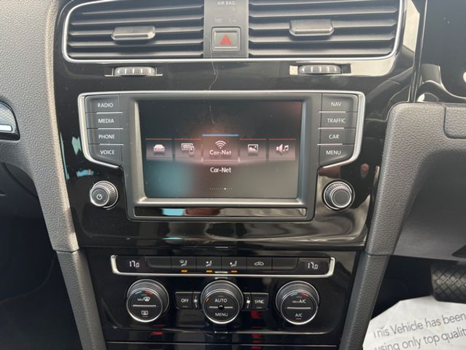 2016 Volkswagen Golf - image 24