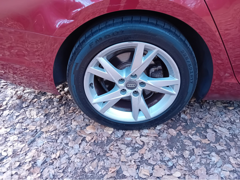 2017 Audi A4 - image 36