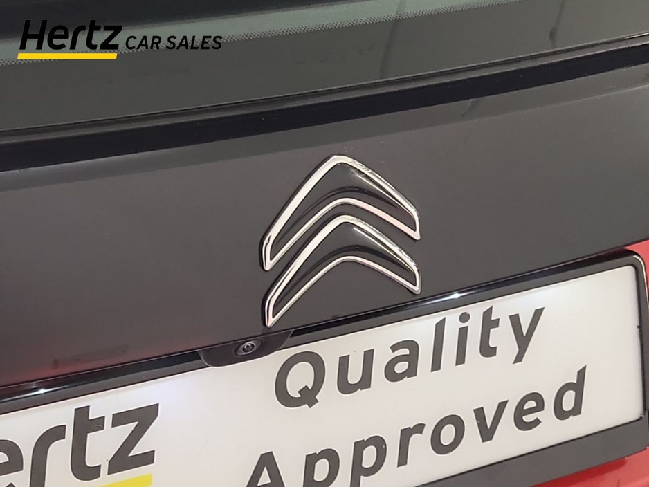 2023 Citroen C4 - image 10