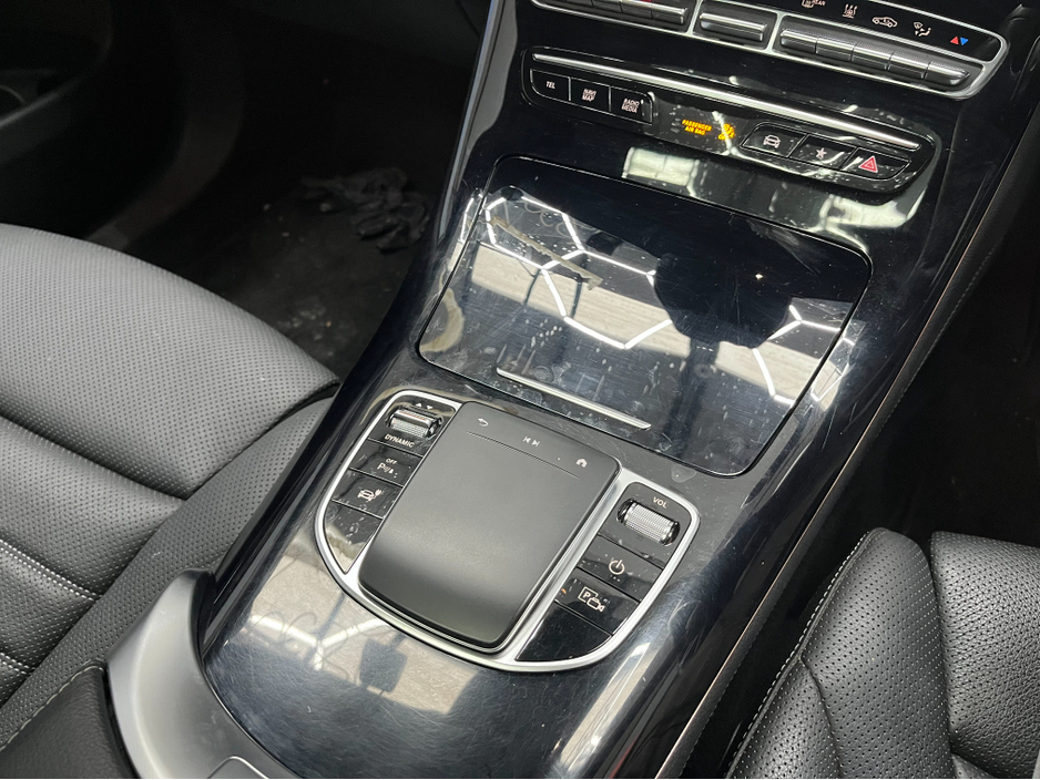 2020 Mercedes-Benz EQC - image 25