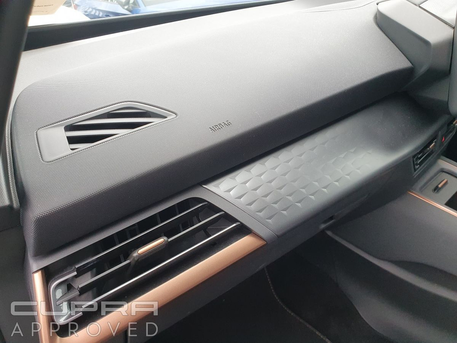 2025 Cupra Born - image 16